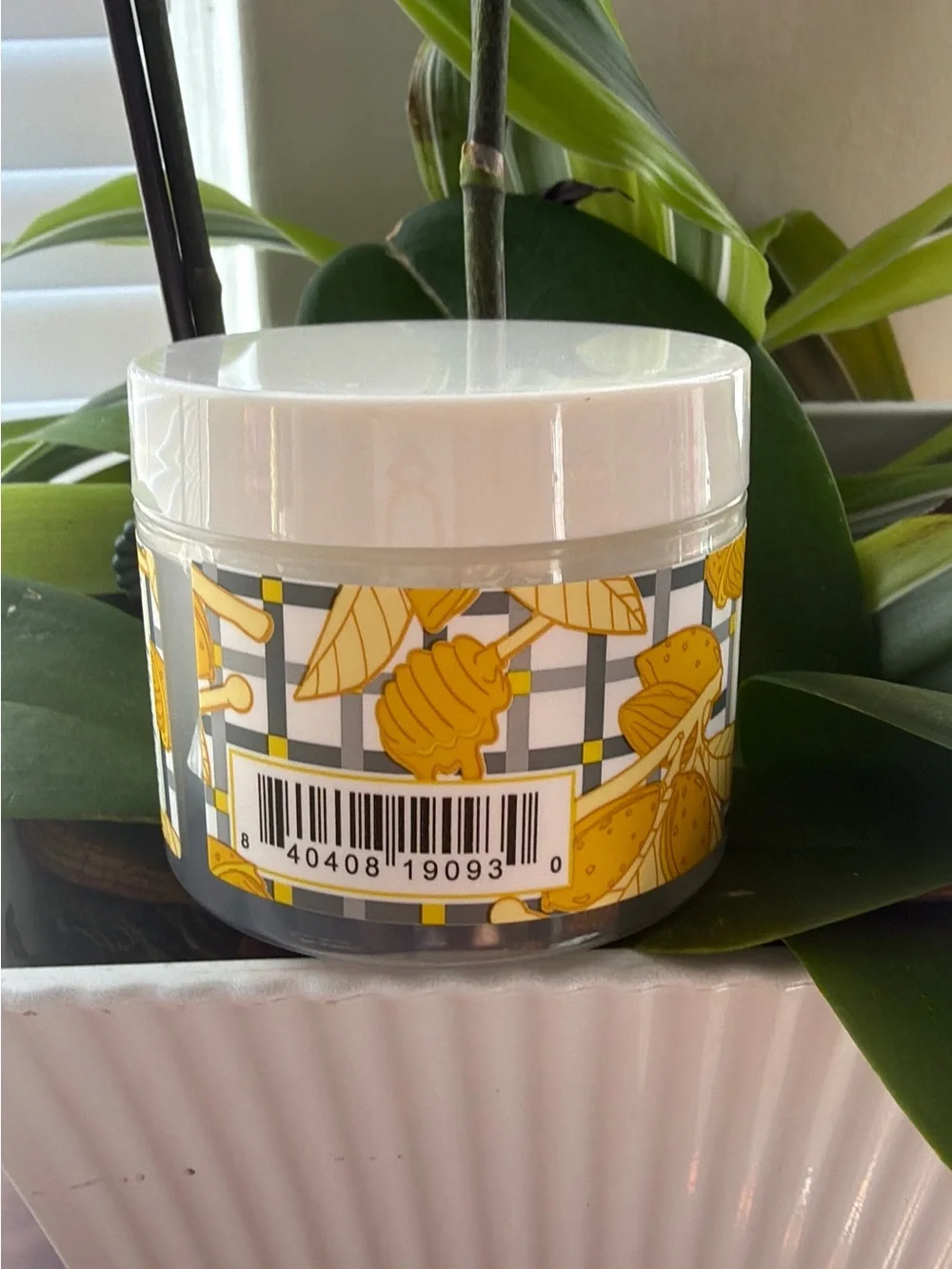 Beekman 1802 Almond Honey Cookie Whipped Body Cream - White & Yellow